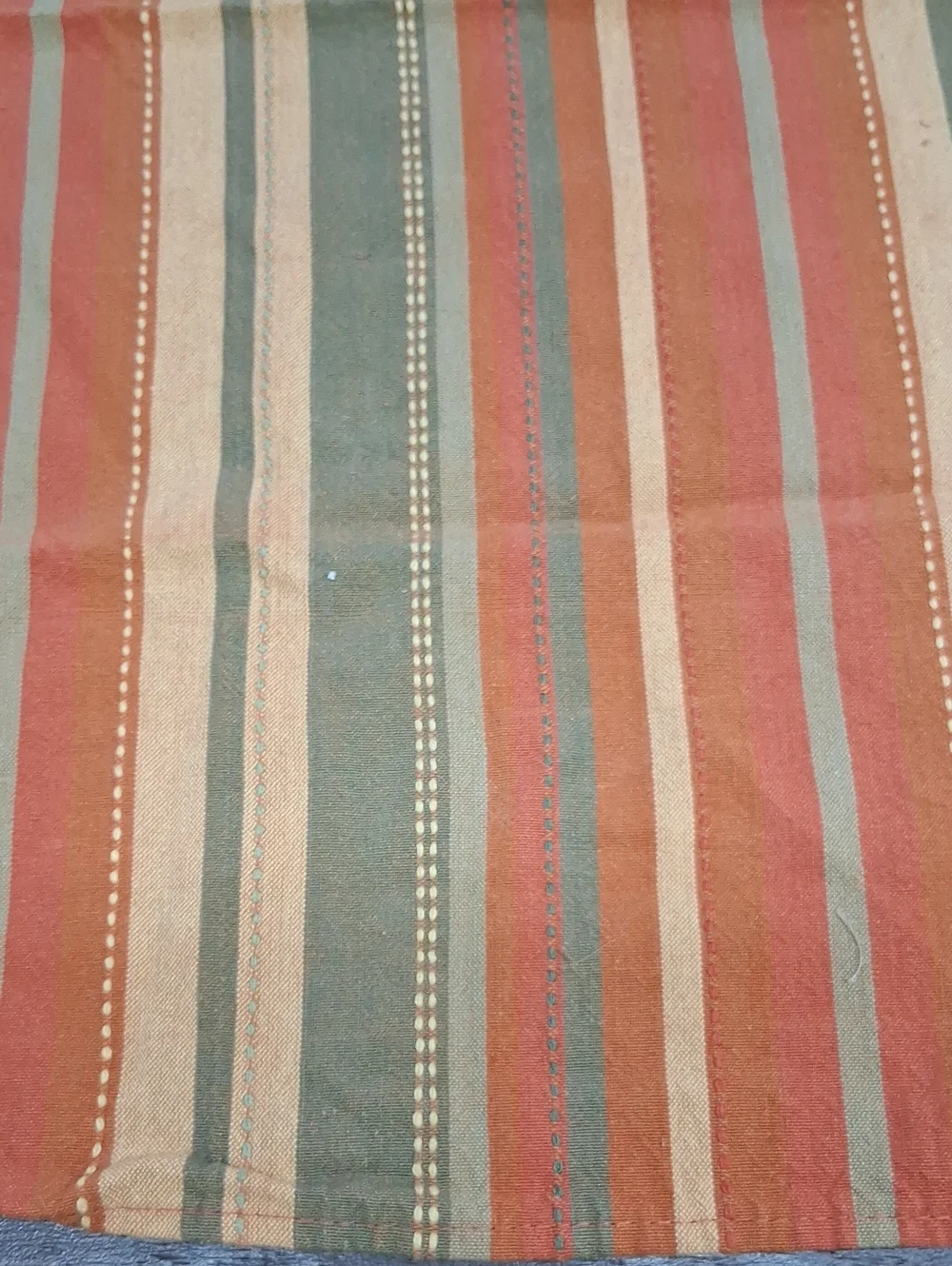 Be Crabby‎ brie cheese baker with set of 2 striped linen runner/towels